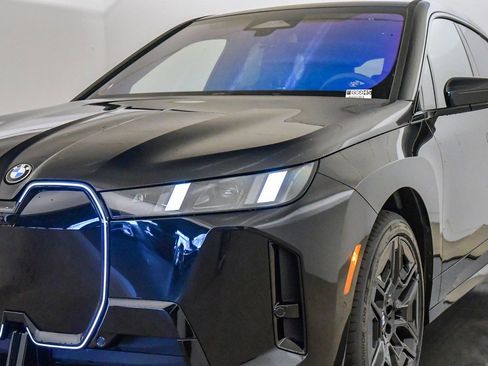 New 2026 BMW iX xDrive45 w/ M Sport Package image 9