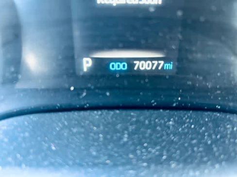 Used 2022 Toyota Sienna LE image 9