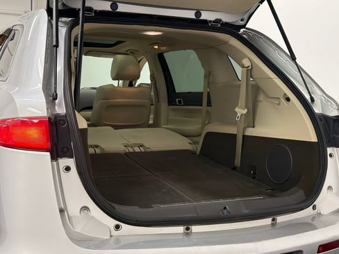 Used 2014 Lincoln MKT AWD w/ Equipment Group 201A image 8