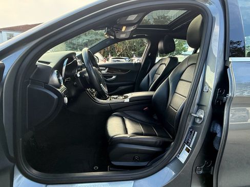 Used 2019 Mercedes-Benz C 300 4MATIC Sedan image 9
