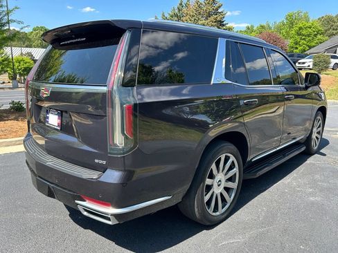 Used 2022 Cadillac Escalade Premium Luxury Platinum RWD image 27