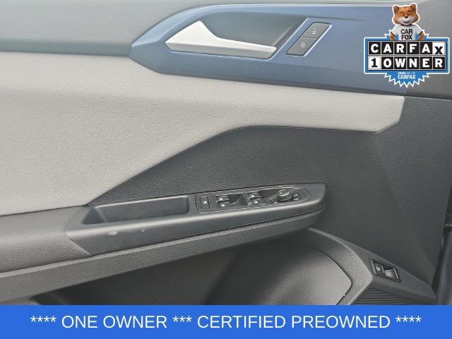 Used 2023 Volkswagen Taos SE w/ Black Wheel Package FWD image 13
