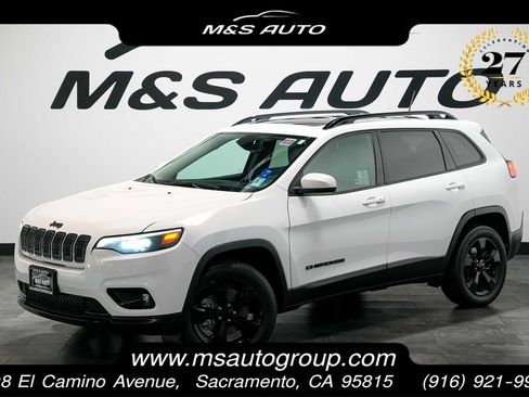 Used 2019 Jeep Cherokee Latitude Plus AWD/4WD image 1