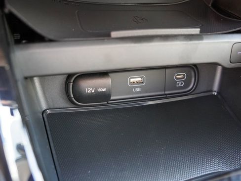 Certified 2023 Kia Soul EX FWD image 27