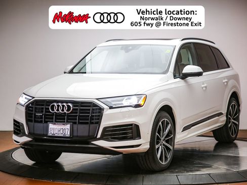 Used 2021 Audi Q7 3.0T Premium Plus w/ Premium Plus Package AWD/4WD image 1