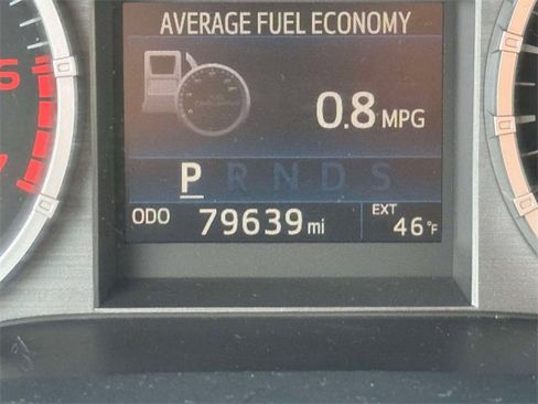 Certified 2017 Toyota Tundra SR5 image 30