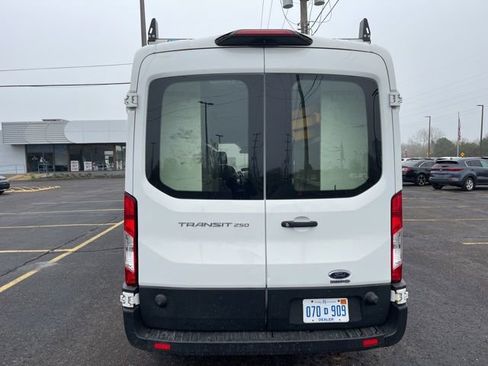 Used 2019 Ford Transit 250 148 Medium Roof image 4