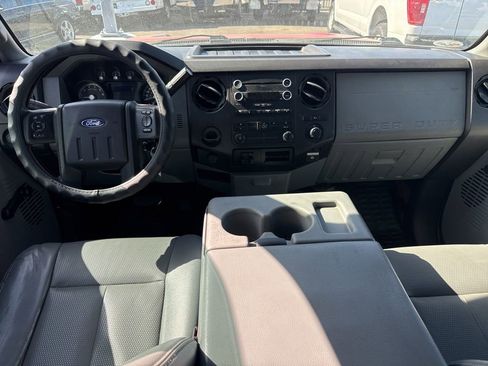 Used 2015 Ford F250 XL w/ XL Value Package image 7