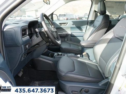 New 2026 Ford Maverick Lariat w/ Black Appearance Package image 45