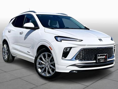 Used 2025 Buick Encore GX Avenir w/ Avenir Technology Package image 3