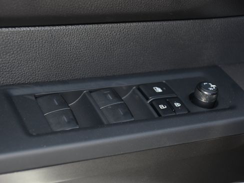 New 2026 Toyota Tundra SR5 image 6