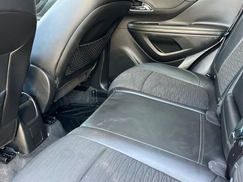 Used 2015 Buick Encore FWD image 5