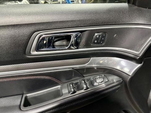 Used 2017 Ford Explorer Sport w/ Equipment Group 401A image 23