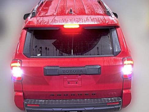 Used 2025 Toyota 4Runner SR5 image 22