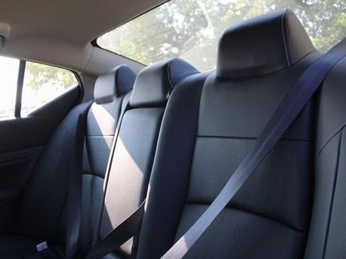 New 2025 Nissan Altima 2.5 SR w/ SR Premium Package image 18