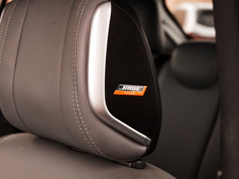 Used 2024 Nissan Kicks SR w/ SR Premium Package FWD image 11
