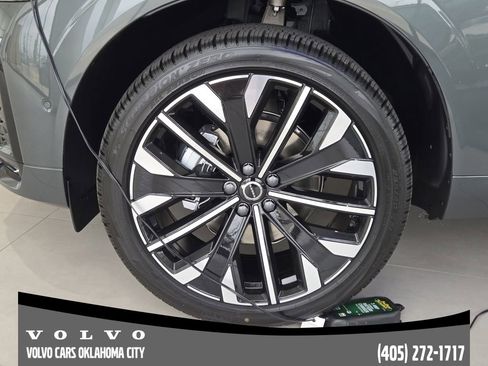 New 2026 Volvo XC60 B5 Ultra w/ Protection Package Premier AWD/4WD image 11