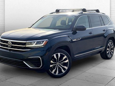 Used 2023 Volkswagen Atlas SEL Premium image 12