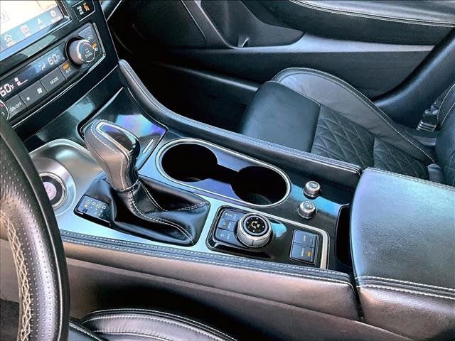 Used 2017 Nissan Maxima Platinum FWD image 14