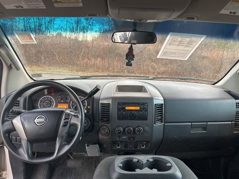 Used 2015 Nissan Titan S w/ S Popular Equipment Package image 6