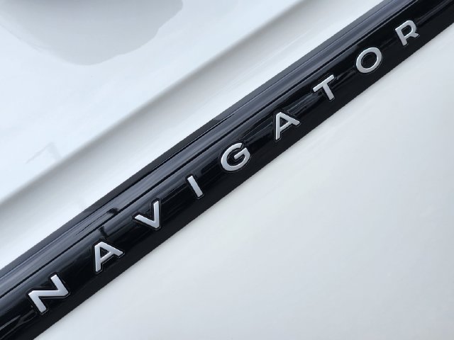 New 2027 Lincoln Navigator L Black Label AWD/4WD image 17