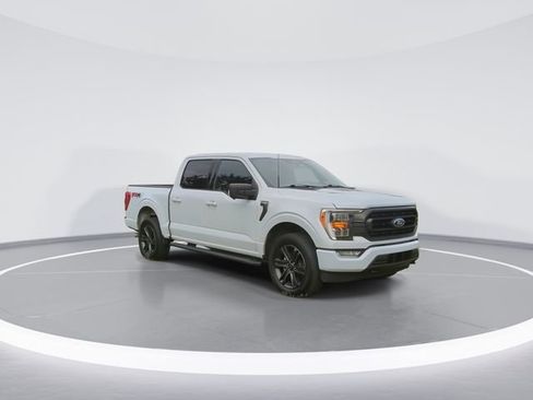 Used 2022 Ford F150 XLT w/ Equipment Group 302A High AWD/4WD image 2