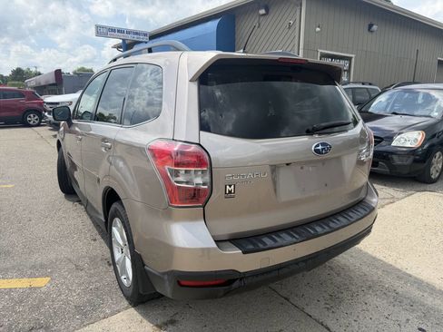 Used 2014 Subaru Forester 2.5i Touring AWD/4WD image 11