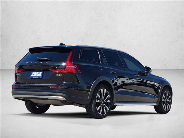Used 2025 Volvo V60 B5 Cross Country Ultra w/ Protection Package Premier AWD/4WD image 5