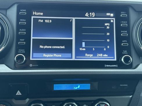 Used 2022 Toyota Tacoma TRD Off-Road image 21