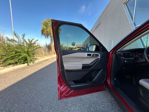 Certified 2020 Ford Explorer XLT image 56