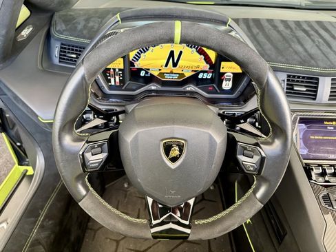 Used 2016 Lamborghini Aventador LP 750-4 Superveloce image 16