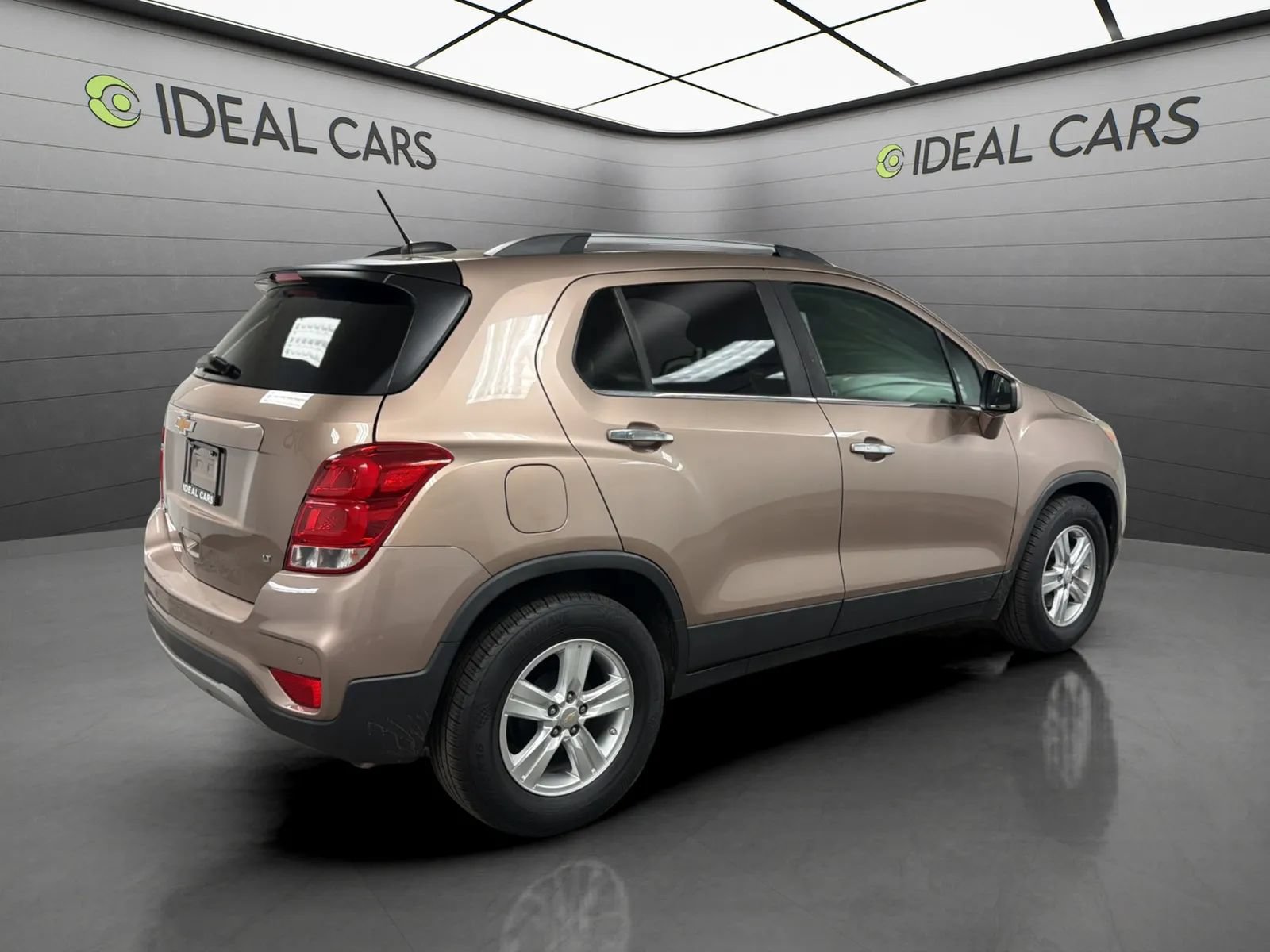 Used 2018 Chevrolet Trax LT w/ Driver Confidence Package FWD image 5
