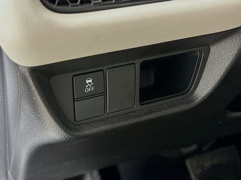 Certified 2023 Honda HR-V LX image 20