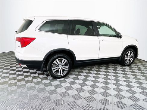 Used 2017 Honda Pilot EX-L image 12