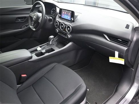 Used 2025 Nissan Sentra S image 36
