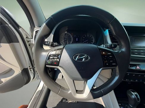 Used 2017 Hyundai Tucson Sport AWD/4WD image 12