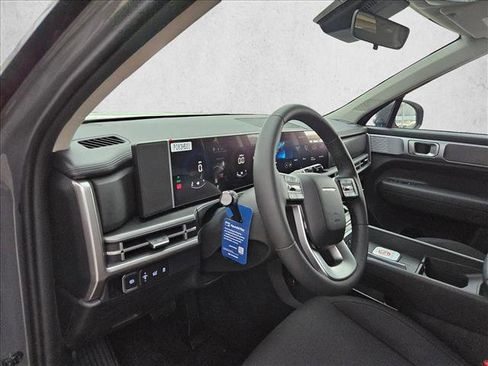 New 2026 Hyundai Santa Fe SE image 3