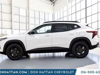 New 2026 Chevrolet Trax LT w/ Driver Confidence Package FWD video 2