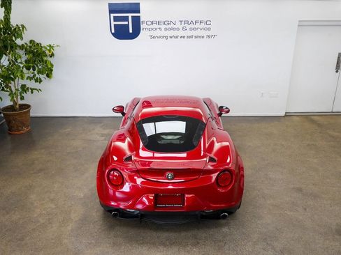 Used 2016 Alfa Romeo 4C Coupe w/ Convenience Group - Coupe RWD image 19
