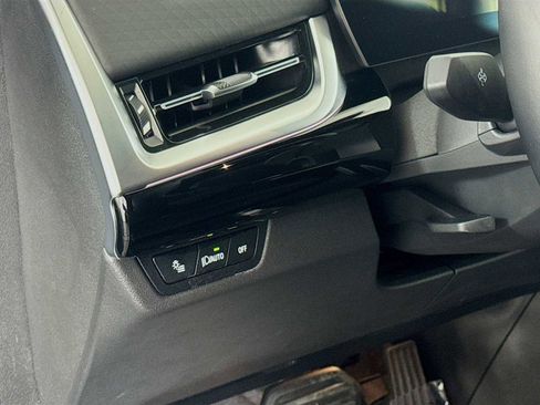 Used 2025 BMW X2 xDrive28i w/ Premium Package image 20