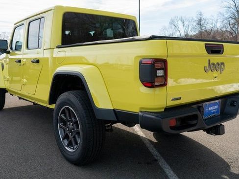Used 2023 Jeep Gladiator Overland w/ Popular Equipment Package AWD/4WD image 8