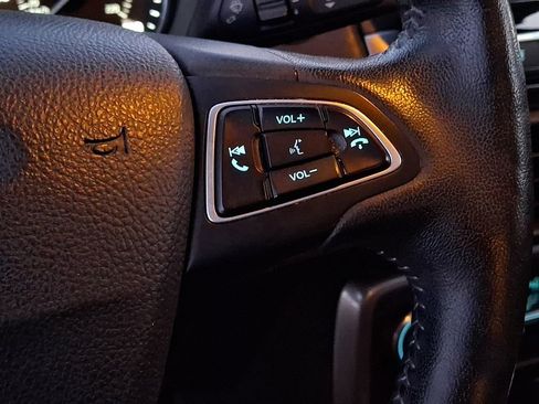 Used 2019 Ford EcoSport SES w/ SES Black Appearance Package image 23