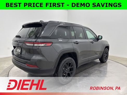 New 2026 Jeep Grand Cherokee Altitude AWD/4WD image 7