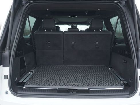 Used 2024 Jeep Grand Wagoneer L Series III image 19