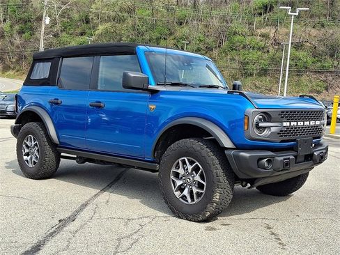 Used 2025 Ford Bronco Badlands AWD/4WD image 4