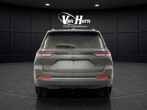 New 2026 Jeep Grand Cherokee Altitude AWD/4WD image 14