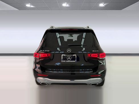 Used 2023 Mercedes-Benz GLB 250 GLB 250 image 9