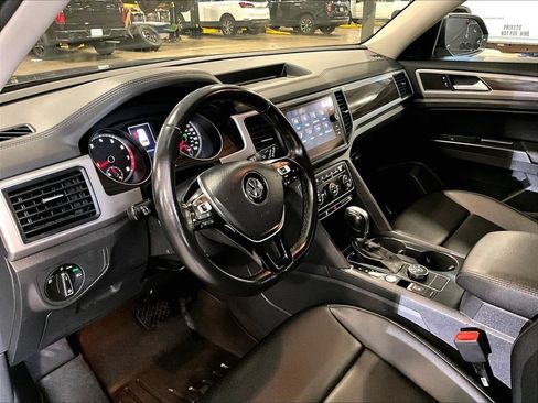 Used 2019 Volkswagen Atlas SE w/ Towing Package AWD/4WD image 8