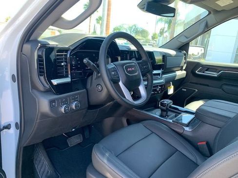 New 2026 GMC Sierra 1500 SLT w/ SLT Premium Plus Package AWD/4WD image 17