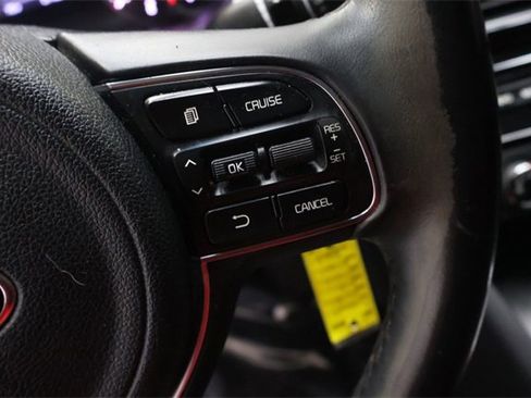 Used 2018 Kia Optima S w/ 18" Alloy Wheels Package image 26